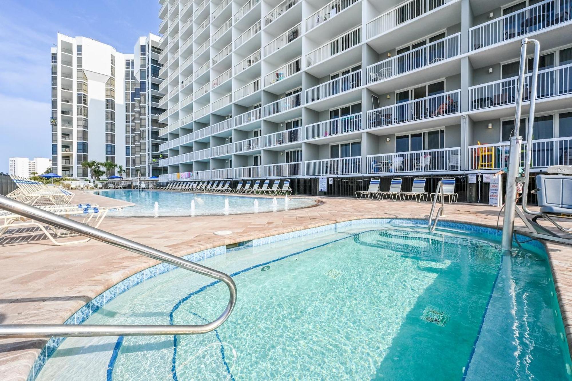 Pelican Beach Resort Destin Exteriör bild