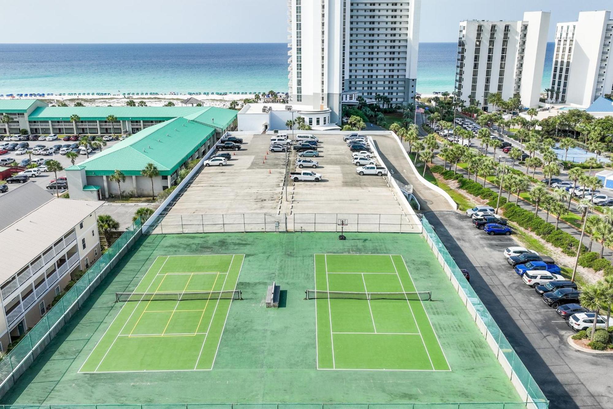 Pelican Beach Resort Destin Exteriör bild